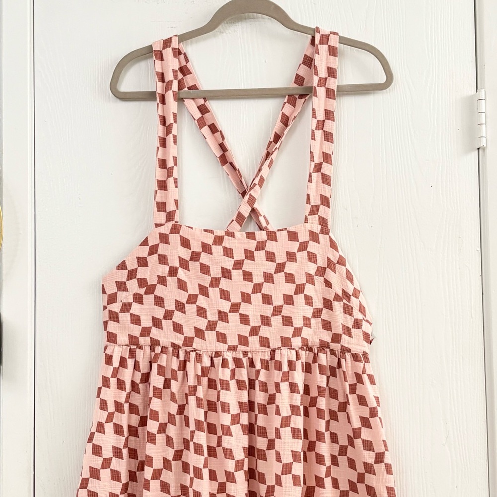 Madewell Cicely Tiered Midi Dress in Geo
Checkerboard Pink Oyster Size 10 - Picture 6 of 12